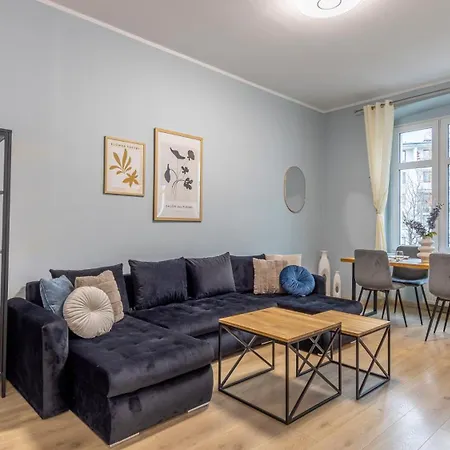 Szczytnicka, Sun & Snow